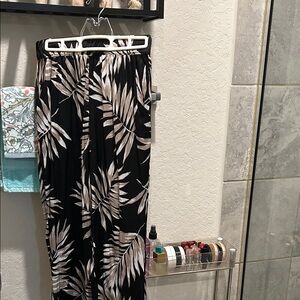 Philosophy Black and Cream Leaf Pattern Pants